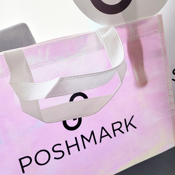 🥳🥳🎂 PoshMark Turns 9!!! 🥳🥳🎂 - Picture 8 of 9